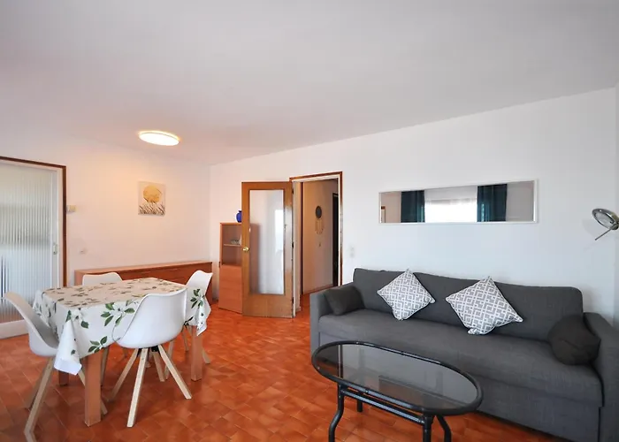 Doble-4cd Apartman *